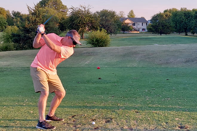 Kent Koehler playing golf following his pain-relieving Intracept procedure