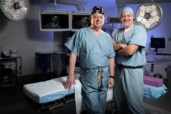 Bariatric weight loss surgeons Dr. Andrew Averbach and Dr. Isam Hamdallah 