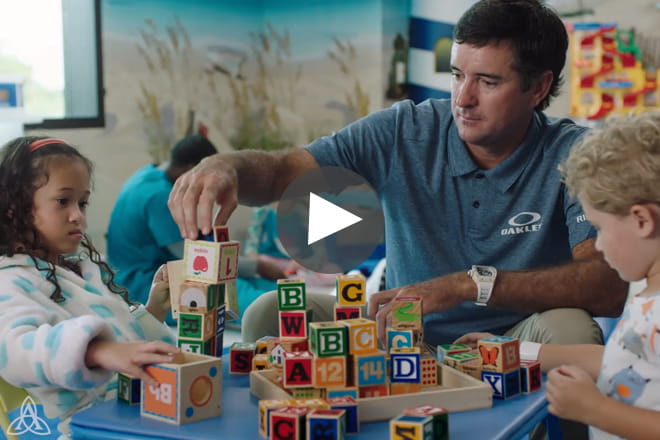 Video of Bubba Watson interacting with young patients at Studer Family Children’s Hospital at Ascension Sacred Heart. 