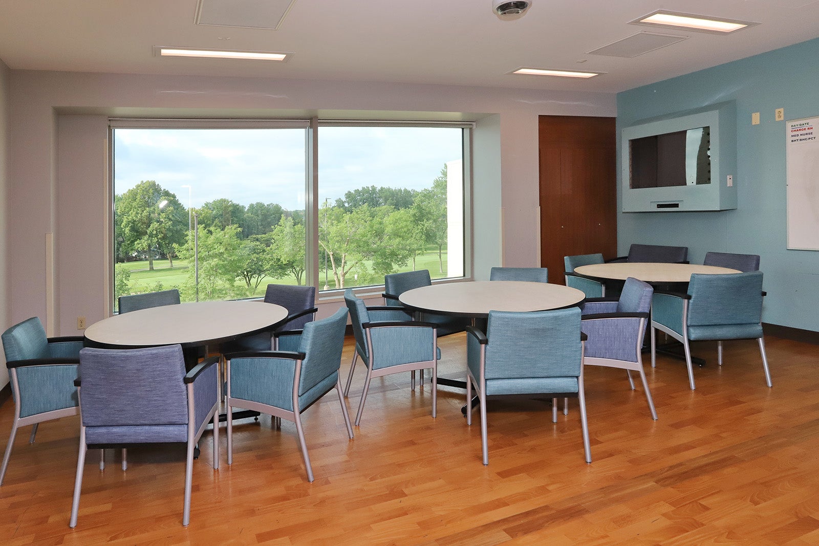 Ascension Alexian Brothers Behavioral Health Hospital inpatient dayroom