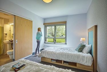 Bedroom at the Center for Addiction Medicine located in the Ascension Illinois - Foglia Family Foundation Residential Treatment Center