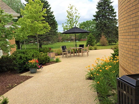 Alexian Brothers Hospice Residence, Elk Grove Village, Illinois, outdoor gardens