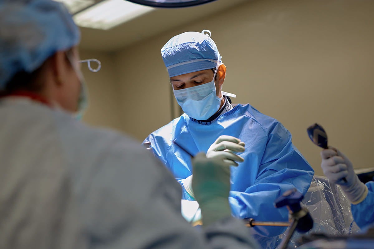 Ascension Texas Spine & Scoliosis surgeon performs a spine procedure in an operating room.