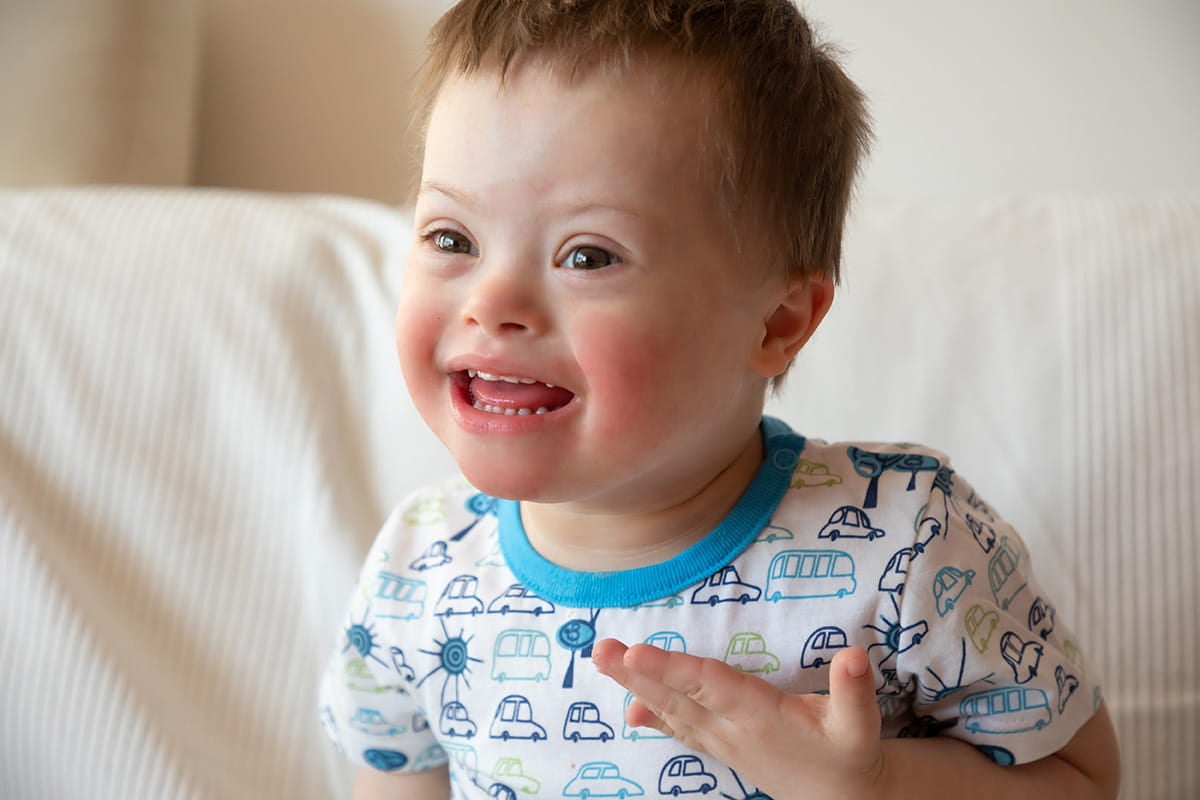 Child with pediatric feeding disorder getting care from a Feeding Therapist (ie: Speech Language Pathologist or Occupational Therapist with specialized training in feeding/swallowing) at Dell Children’s Medical Center in Austin, Texas.