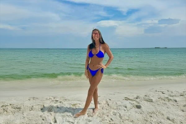Ascension Sacred Heart gastric bypass patient Aliea models at the beach in a bikini after losing 122 pounds.