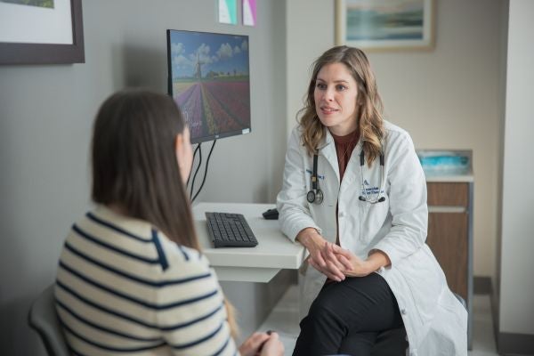 Dr. Hannah Fish-Trotter, a cardiologist at Ascension Saint Thomas Heart, treats a mother of two with a diagnosis and treatment of a heart defect found after pregnancy.